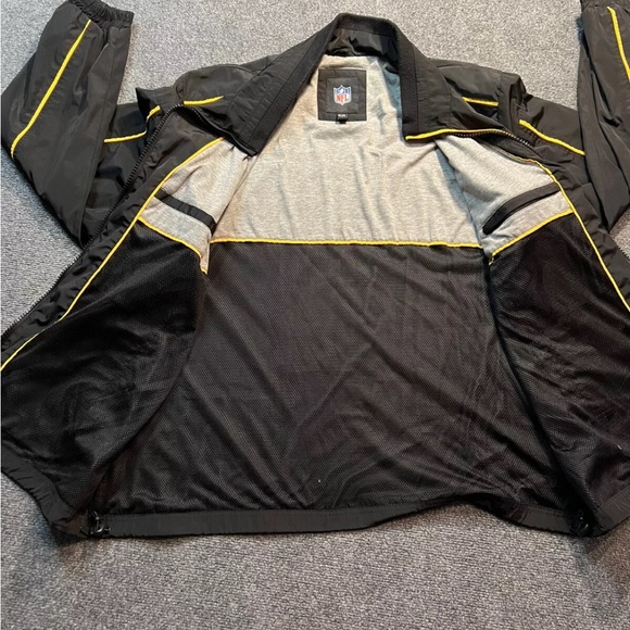 NFL TEAM APPAREL PITTSBURGH STEELERS Men's Lined Windbreaker Jacket XL Full Zip - Picture 4 of 6